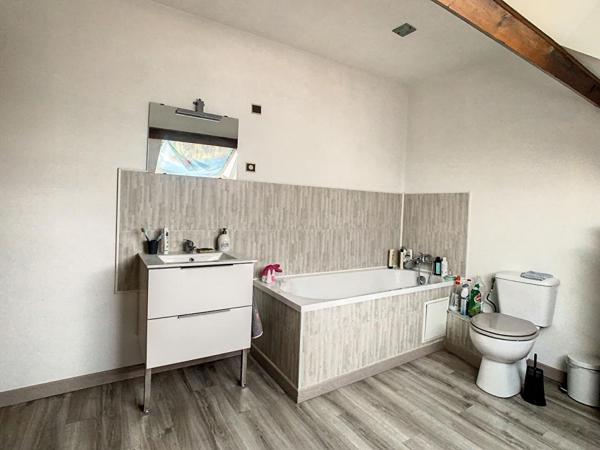 PAVILLON INDEPENDANT - 105M² - 4 CHAMBRES - SOUS SOL - GARAGE - DEPENDANCE