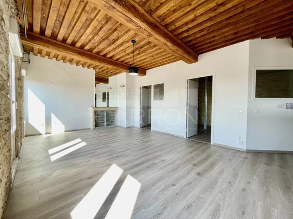 APPARTEMENT T2 A LOUER - LYON 1ER ARRONDISSEMENT - 58.02 m 2 - 1 183 € charges comprises par mois