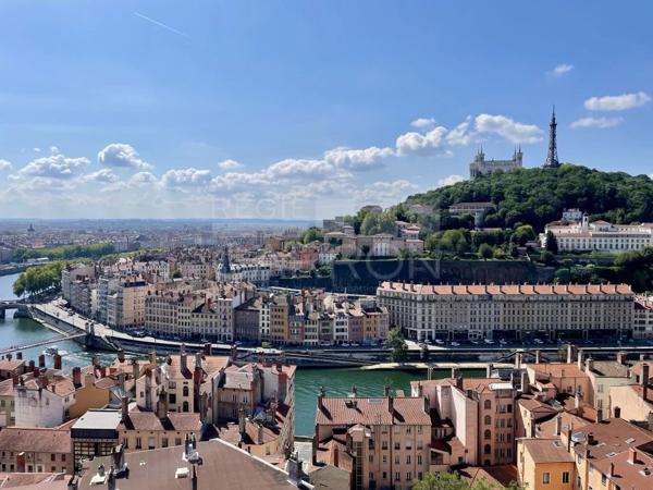 APPARTEMENT T2 A LOUER - LYON 1ER ARRONDISSEMENT - 58.02 m 2 - 1 183 € charges comprises par mois