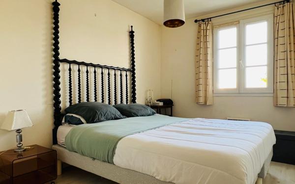 Maison à vendre    4 pièces •  Saint-Martin-de-Ré