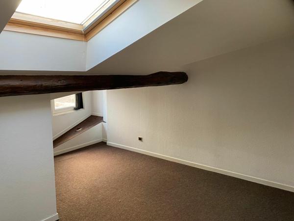 Appartement à louer    4 pièces • 92 m2 Castres