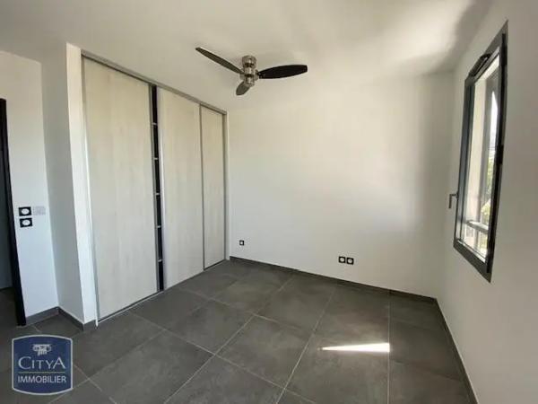 Appartement à louer 2 pièces 42.6m² L'Étang-Salé (97427)