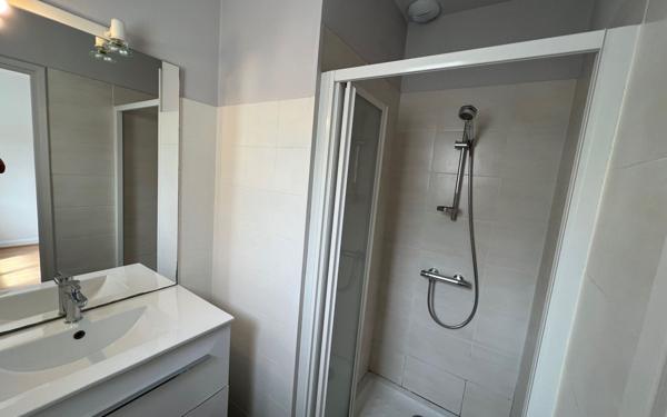 Maison à louer    6 pièces •  Castres