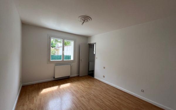 Maison à louer    6 pièces •  Castres