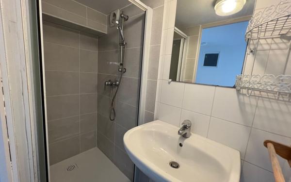 Maison à louer    6 pièces •  Castres