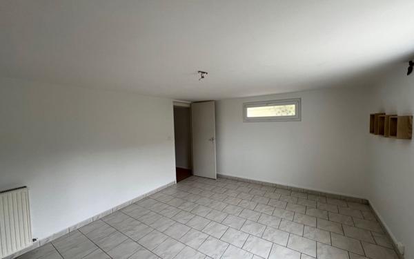 Maison à louer    6 pièces •  Castres