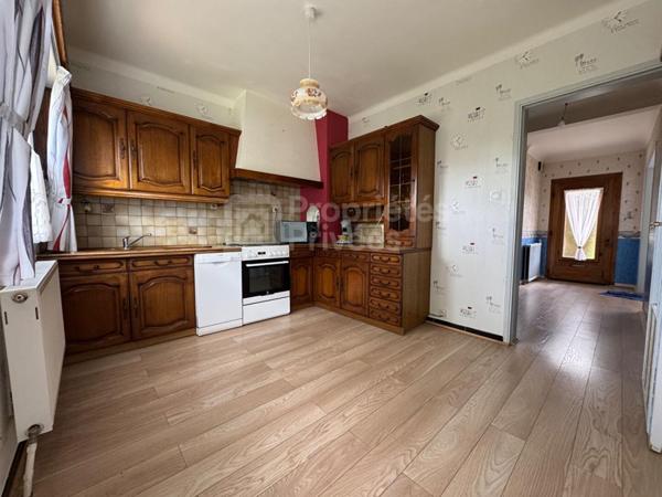 Maison individuelle semi plain-pied avec vue dégagée - Beau potentiel