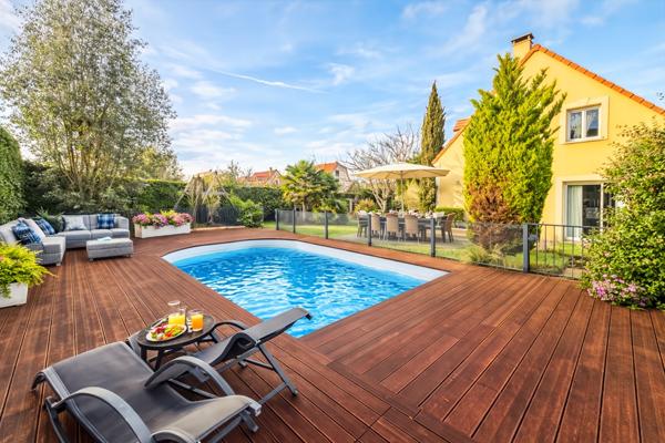 Maison individuelle sur 1003m2 - DPE C - avec piscine