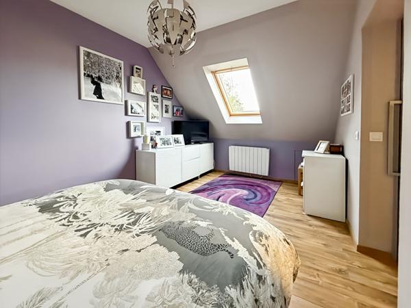 Maison individuelle sur 1003m2 - DPE C - avec piscine