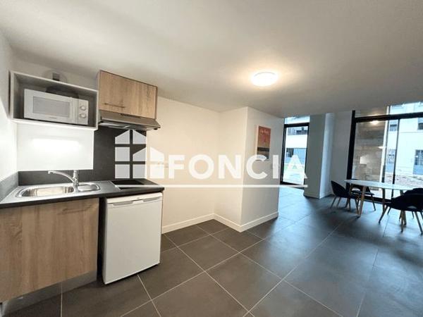 Location Studio meublé 46.98 m² - RUE DE TIVOLI Bordeaux 33000