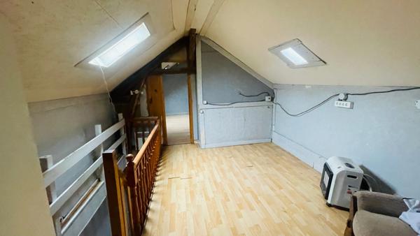 AVEC TRAVAUX Charmante longère à rénover 3 pièces 95m2 Jardin 110m2 SANCOINS (18)