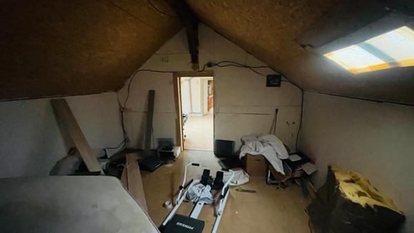 AVEC TRAVAUX Charmante longère à rénover 3 pièces 95m2 Jardin 110m2 SANCOINS (18)