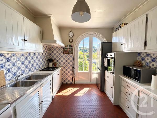 Maison à vendre  7 pièces - 215 m 2   HENDAYE  - 64