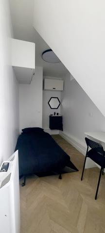 Neuilly-sur-Seine (92200) STUDETTE MEUBLEE A 3 MIN DU METRO LES SABLONS /PLACE DU MARCHE