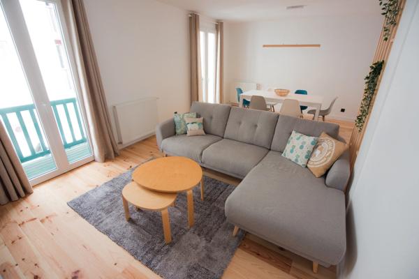 BAYONNE (64) APPARTEMENT 100 M² – 3 CHAMBRES – IDÉAL 3 ÉTUDIANTS
