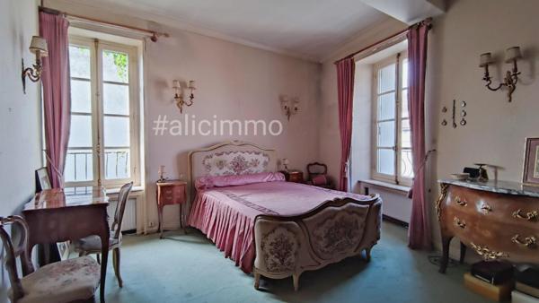 Maison Sézanne 8 pièces 252 m2