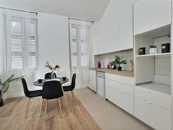 A vendre appartement de type 3 à Marseille 13005 - LE CAMAS