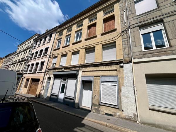 A saisir A vendre lot de 2 appartements T1 de 24m² chaqu'un proximité immediate place Chavanelle fort potentiel rentabilité ++