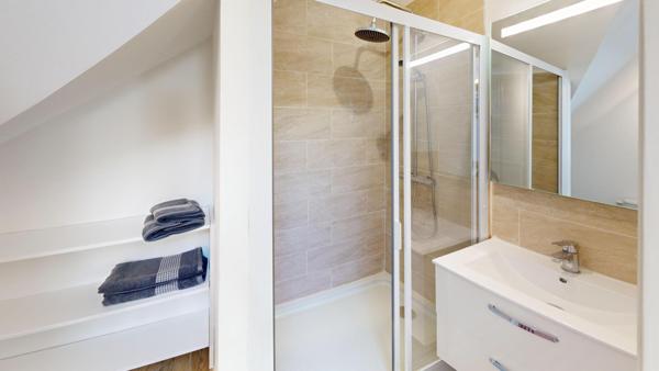 Apt T4 d'exception, neuf, garage, terrasse