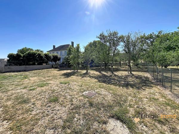 Maison de caractère en pierre à rénover – Fort potentiel – Rouvres-les-Vignes