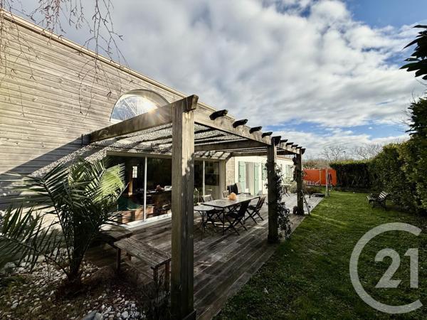 Maison à vendre  6 pièces - 165 m2 PERIGNY - 17