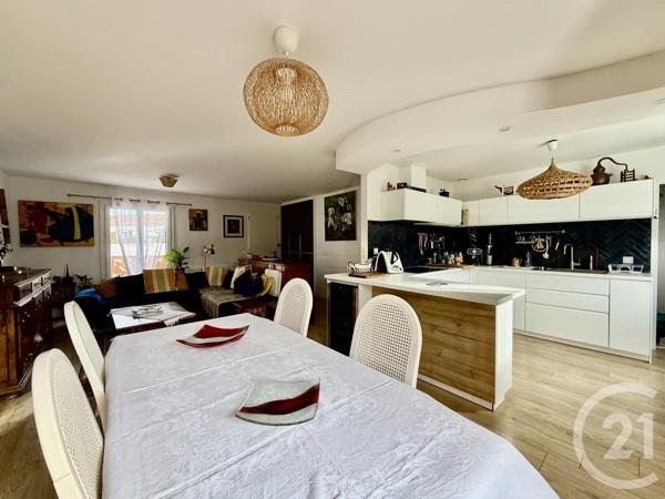 Maison à vendre  6 pièces - 165 m2 PERIGNY - 17