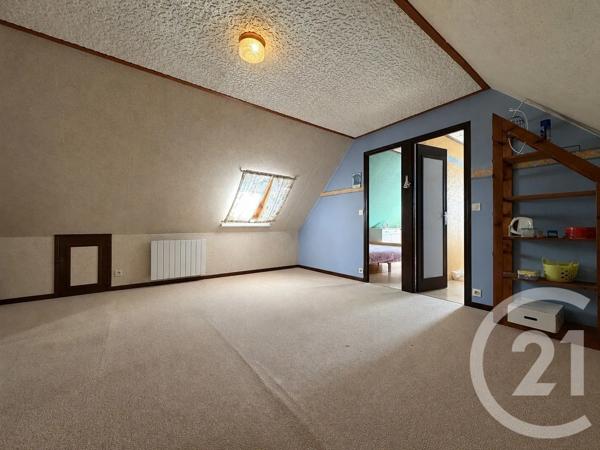 Maison à vendre  7 pièces - 140 m 2   GUISE  - 02