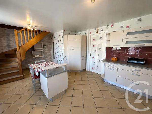 Maison à vendre  7 pièces - 140 m 2   GUISE  - 02