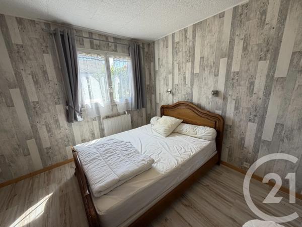 Maison à vendre  7 pièces - 140 m 2   GUISE  - 02