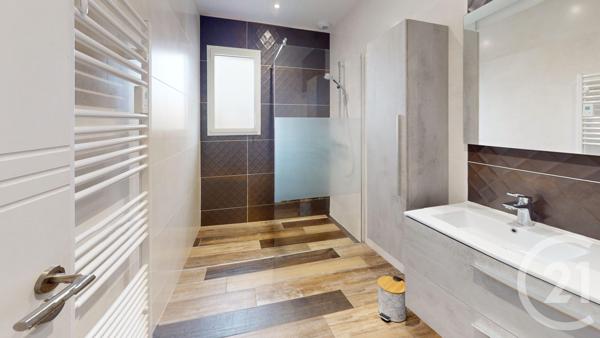 Maison à vendre  5 pièces - 91,36 m2 ST VINCENT SUR JARD - 85