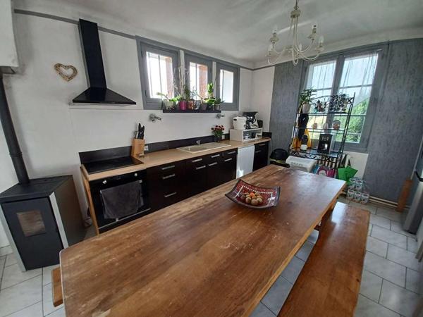 L'Aigle Maison  6 pièce(s) 115 m2 avec 5 chambres  // A SAISIR