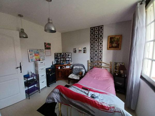 L'Aigle Maison  6 pièce(s) 115 m2 avec 5 chambres  // A SAISIR