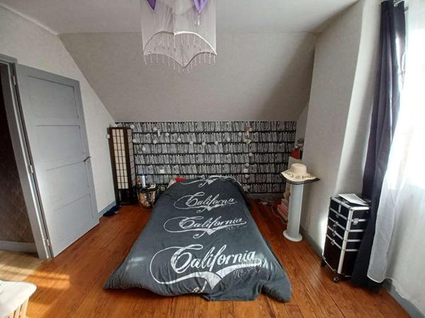 L'Aigle Maison  6 pièce(s) 115 m2 avec 5 chambres  // A SAISIR