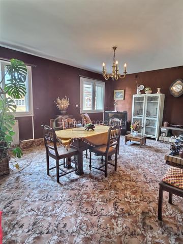 Maison de ville de 328 m²