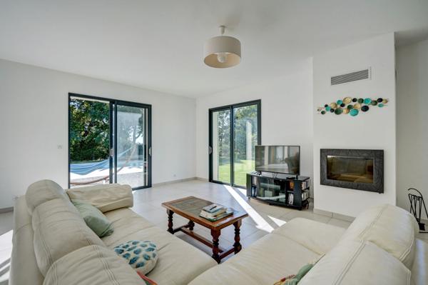 Vente Maison de luxe Aix-en-Provence 7 Pièces 200 m²