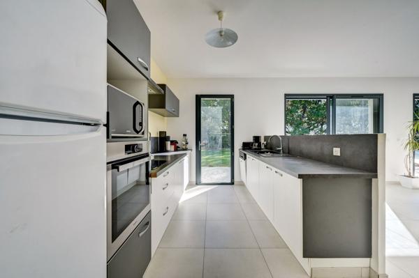 Vente Maison de luxe Aix-en-Provence 7 Pièces 200 m²