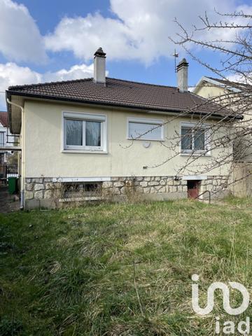 Maison traditionnelle 5 pièces de 76 m² à Savigny-sur-Orge (91600)