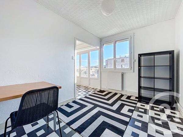 Appartement F4 à vendre  4 pièces - 63,72 m2 BAGNOLS SUR CEZE - 30