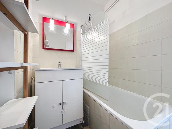 Appartement F4 à vendre  4 pièces - 63,72 m2 BAGNOLS SUR CEZE - 30