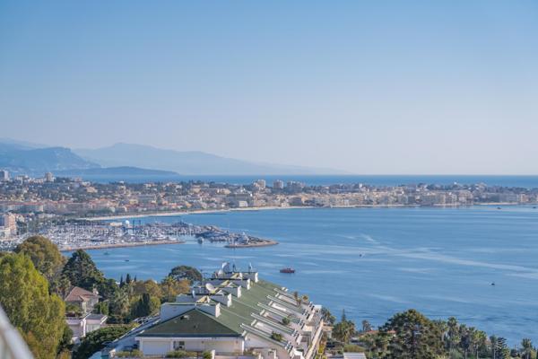 Appartement F3 à vendre  3 pièces - 83,65 m2 CANNES - 06
