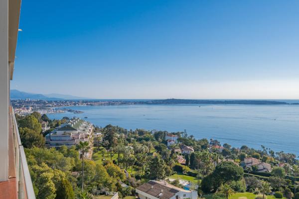 Appartement F3 à vendre  3 pièces - 83,65 m2 CANNES - 06