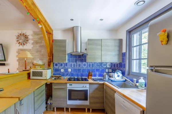 Proximité de Pont Audemer - Maison de caractère - Plain pied - 98 m2 - 2 chambres - Terrain 1 ha - Dépendances - Double garage - Atelier de 70 m2