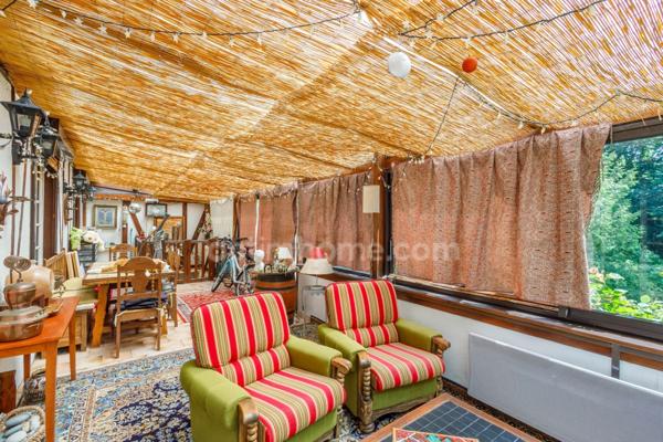 Proximité de Pont Audemer - Maison de caractère - Plain pied - 98 m2 - 2 chambres - Terrain 1 ha - Dépendances - Double garage - Atelier de 70 m2