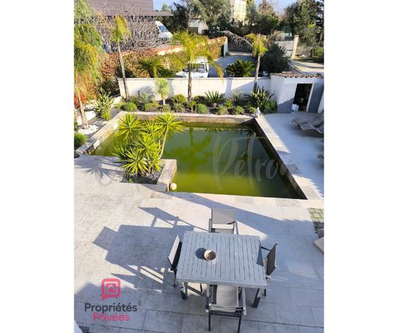 Maison Roquebrune Sur Argens 5 pièce(s) 154 m2