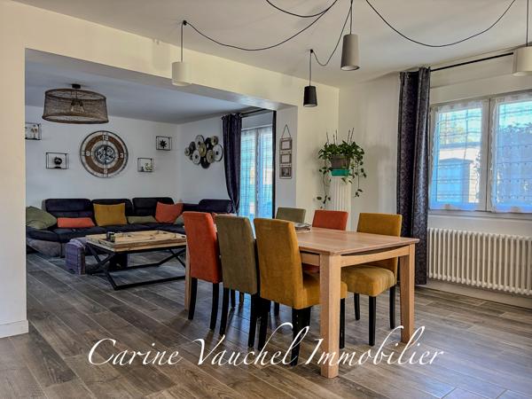 Maison de 147 m² avec jardin en hyper centre de Pluvigner