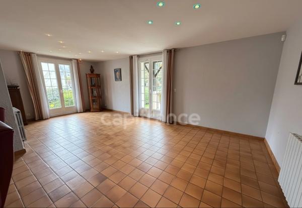 Maison familiale spacieuse au cœur de Lourdes