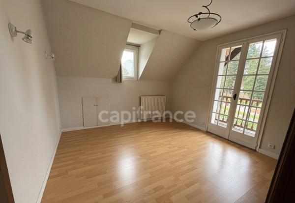 Maison familiale spacieuse au cœur de Lourdes