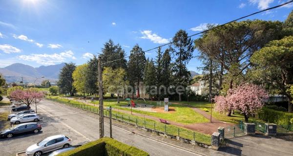 Maison familiale spacieuse au cœur de Lourdes
