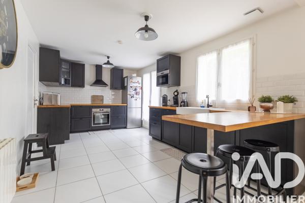 Maison à vendre 5 pièces 112 m² Soisy-sur-Seine