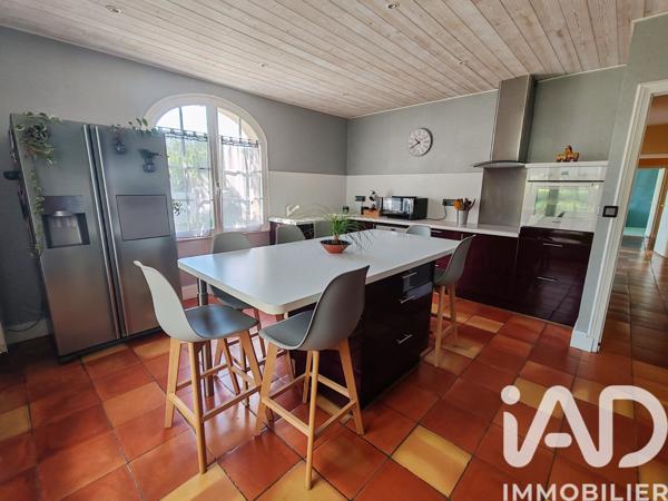 Maison à vendre 6 pièces 207 m² Créon